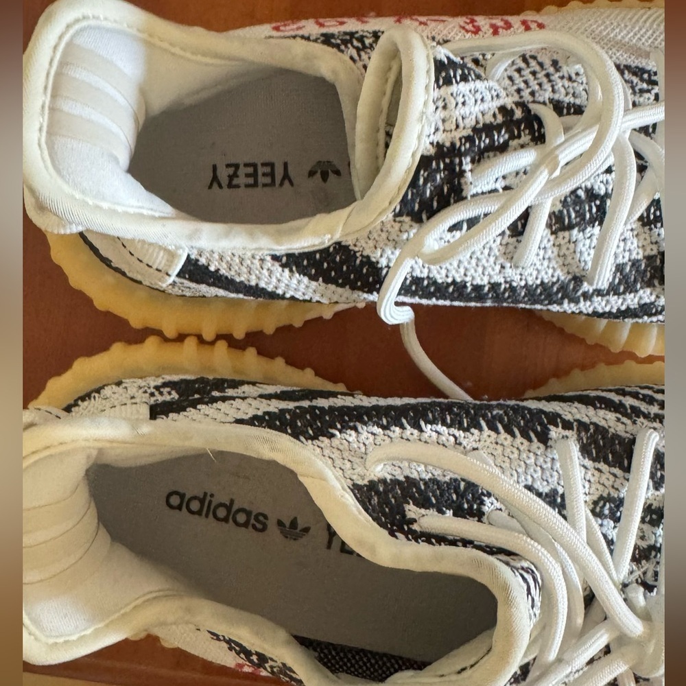 Adidas Yeezy Boost 350 V2 Zebra - Picture 9 of 9